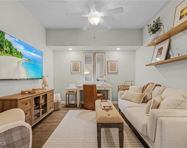28047 Bridgetown Court - Photo Thumbnail 13
