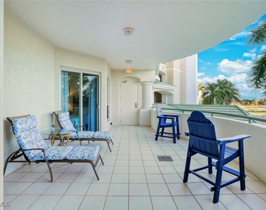 4811 Island Pond Court - Photo Thumbnail 17