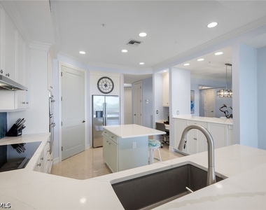 4811 Island Pond Court - Photo Thumbnail 25