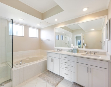 797 Willowbrook Drive - Photo Thumbnail 12