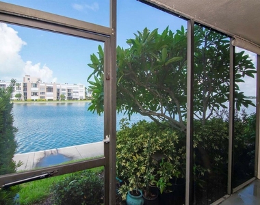 7540 Bay Island Drive S - Photo Thumbnail 21