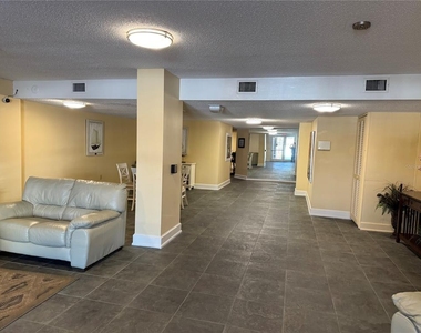 925 N Halifax Avenue - Photo Thumbnail 11
