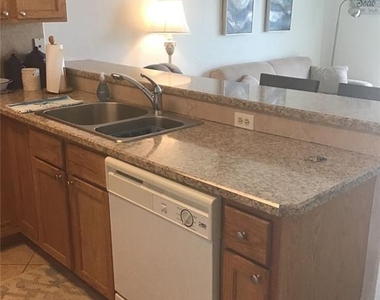 1433 N Atlantic Avenue - Photo Thumbnail 4