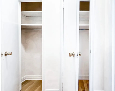 214 East 51st Street - Photo Thumbnail 5