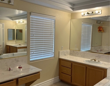 2937 Copper Beach Court - Photo Thumbnail 12