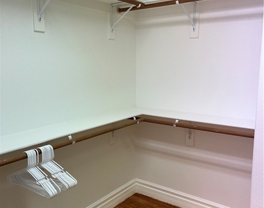 2937 Copper Beach Court - Photo Thumbnail 11