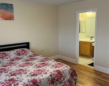 2937 Copper Beach Court - Photo Thumbnail 16
