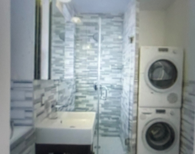 31 East 2nd Street - Photo Thumbnail 4