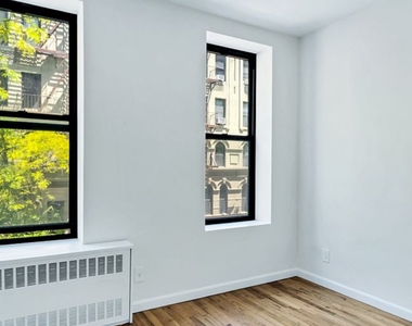 31 East 2nd Street - Photo Thumbnail 5