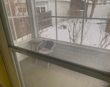 27 Henley Road - Photo Thumbnail 16