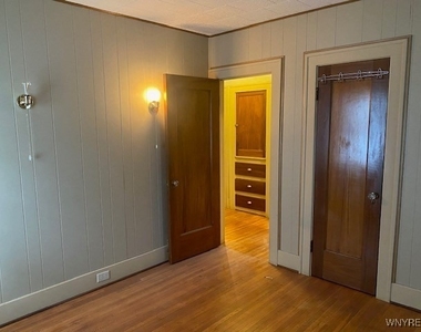 27 Henley Road - Photo Thumbnail 15