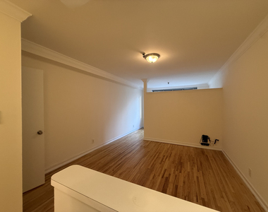 1570 1st Avenue - Photo Thumbnail 1
