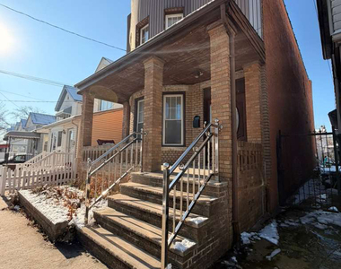 82nd street - Photo Thumbnail 1