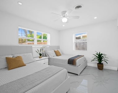 865 Ne 23rd Terrace - Photo Thumbnail 19