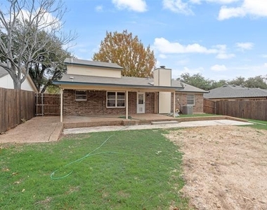 516 Roberts Drive - Photo Thumbnail 28