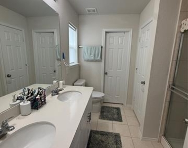 909 Cormorant Street - Photo Thumbnail 19