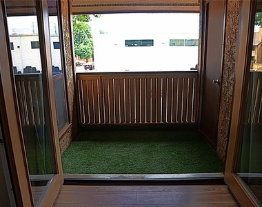 1105 Calico Lane - Photo Thumbnail 9
