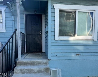 852 W 18th - Photo Thumbnail 2