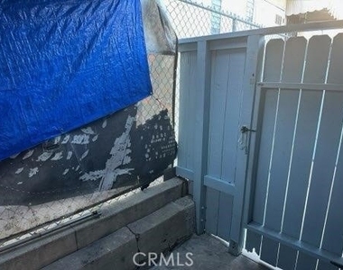 852 W 18th - Photo Thumbnail 10