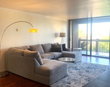 1150 Anchorage Lane - Photo Thumbnail 2