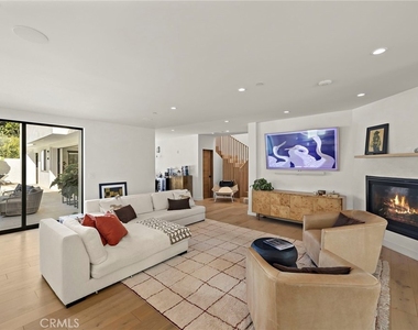 228 W Avenida Cordoba - Photo Thumbnail 7