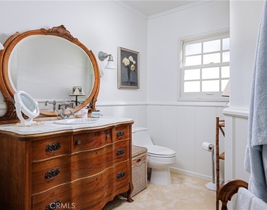 2691 Victoria - Photo Thumbnail 19