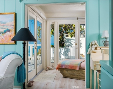 2691 Victoria - Photo Thumbnail 17