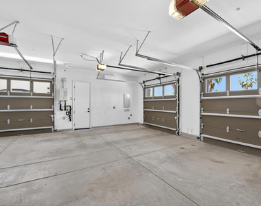 55120 Autumn Valley Court - Photo Thumbnail 42