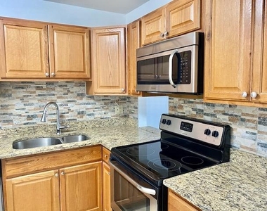 4801 Esedra Court - Photo Thumbnail 2