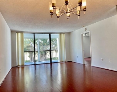 4801 Esedra Court - Photo Thumbnail 6