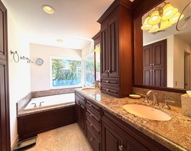 2665 Nw 41st Street - Photo Thumbnail 13