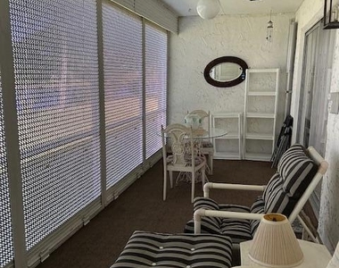 221 Lake Meryl Drive - Photo Thumbnail 14