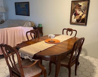 221 Lake Meryl Drive - Photo Thumbnail 4