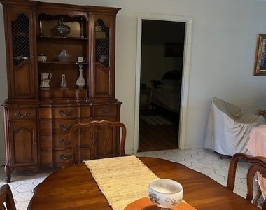 221 Lake Meryl Drive - Photo Thumbnail 5