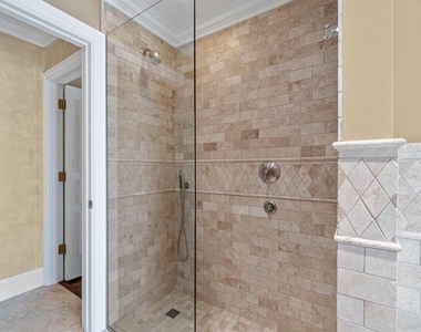870 Nw 7th Street - Photo Thumbnail 27