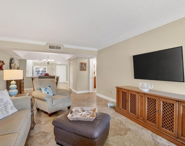23345 Carolwood Lane Lane - Photo Thumbnail 10
