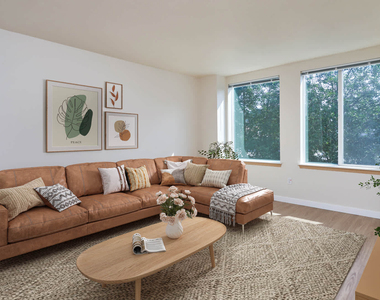 810 12th Avenue - Photo Thumbnail 9