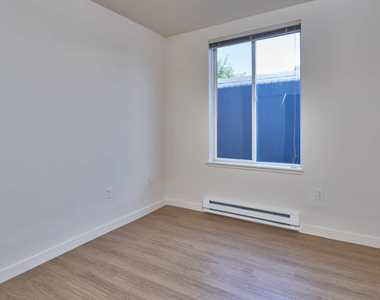 810 12th Avenue - Photo Thumbnail 37