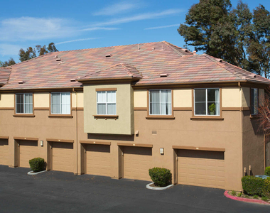 27105 Silver Oak Lane - Photo Thumbnail 3