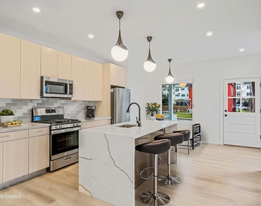 24 Skillman Street - Photo Thumbnail 1