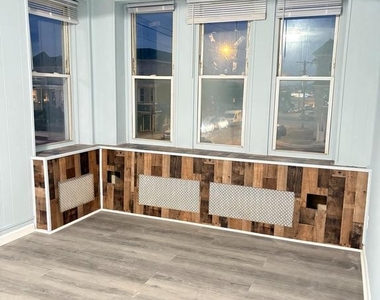 3161 Magee Avenue - Photo Thumbnail 2