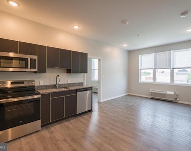4124 Haverford Avenue - Photo Thumbnail 5