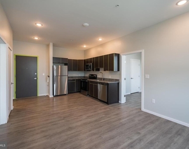 4124 Haverford Avenue - Photo Thumbnail 4