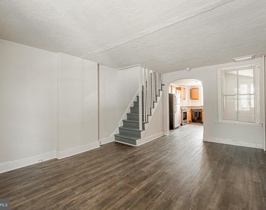 521 Maple Avenue - Photo Thumbnail 3