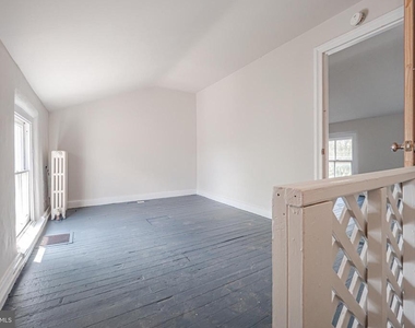 521 Maple Avenue - Photo Thumbnail 16
