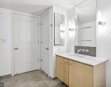1025 1st Street Se - Photo Thumbnail 10