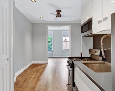 246 Mott Street - Photo Thumbnail 3