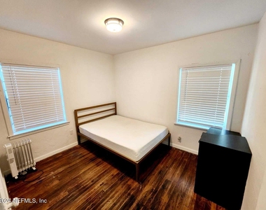 1823 E 25th Street - Photo Thumbnail 13