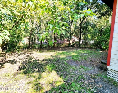 1823 E 25th Street - Photo Thumbnail 20