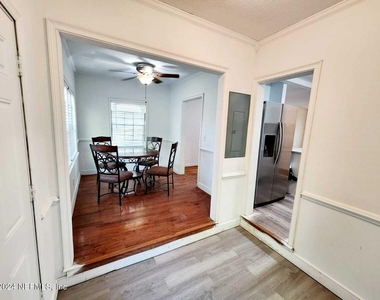1823 E 25th Street - Photo Thumbnail 7